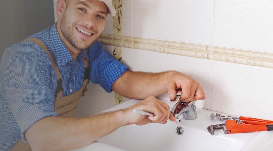 Handle or spout repair in Dewy Rose, GA